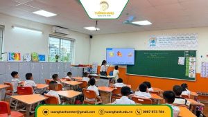 Hình ảnh bé M.K hoạt động tại lớp