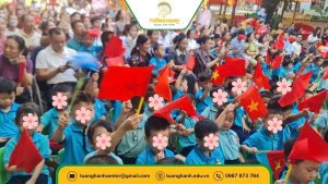 Hình ảnh bé tham gia hoạt động ngày lễ