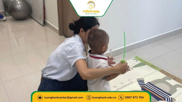 Đánh giá khả năng tương tác của bé